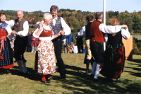 Evenemang vid Kvarnbacken och Kvarnstugan i Brottby, arrangerat av Össeby hembygdsförening.