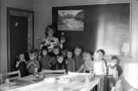 Trafikskola för barn.
•Fotografiet ingår i bildserien ”Vardagsliv i Vallentuna kommun” av Rachael Gough-Azmier & Gunilla Blomé, Haga Studios HB.
