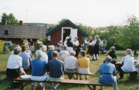 Evenemang vid Kvarnbacken och Kvarnstugan i Brottby, arrangerat av Össeby hembygdsförening.