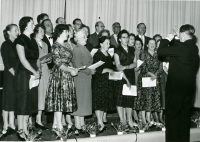 Vallentuna Hembygdskör håller konsert.